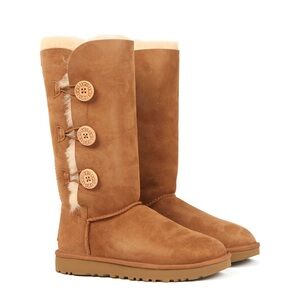 Ugg Wonen’s Bailey Button Triplet Boot